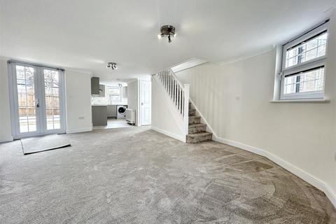 2 bedroom detached house for sale, Tregony Hill