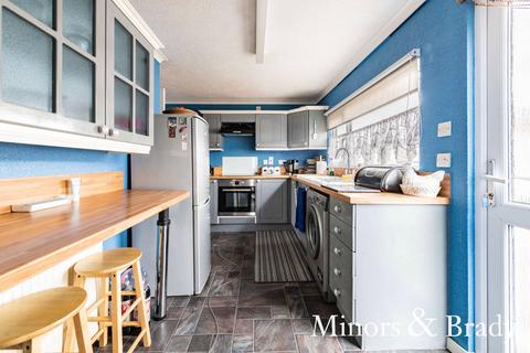 2 bedroom lodge for sale, Butt Lane, Burgh Castle