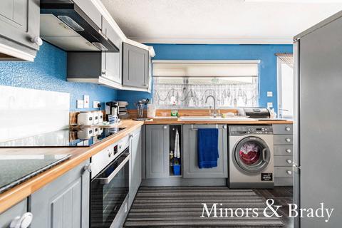 2 bedroom lodge for sale, Butt Lane, Burgh Castle