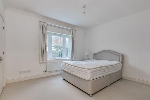 2 bedroom apartment for sale, Barnes Waterside, Barnes, SW13