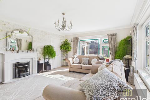 4 bedroom detached bungalow for sale, saltfleet road , Theddlethorpe LN12