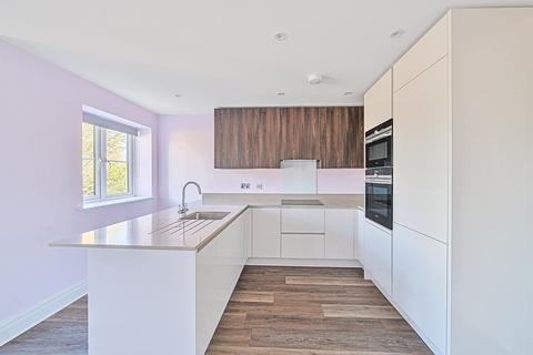 2 bedroom apartment for sale, Limpsfield Road, Warlingham CR6