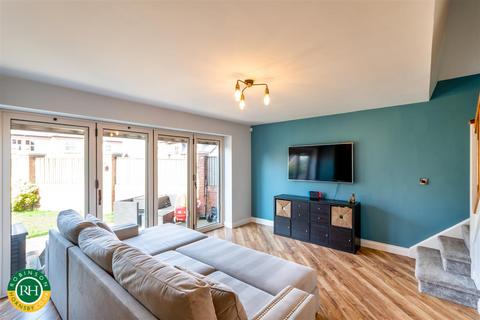 1b Coppice Avenue, Hatfield, Doncaster, DN7 6AH