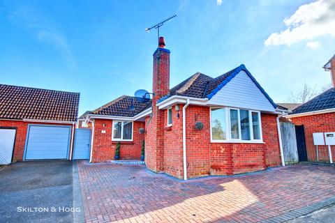 7 Hillary Close, Daventry, NN11 0SN