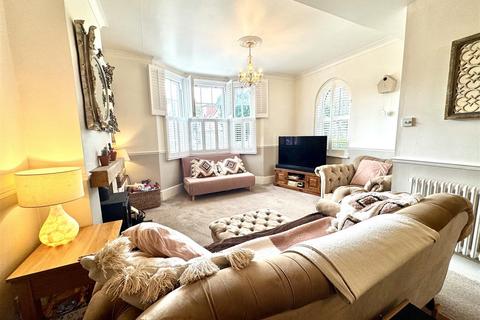 44 Burcharbro Road, London, SE2 0RZ