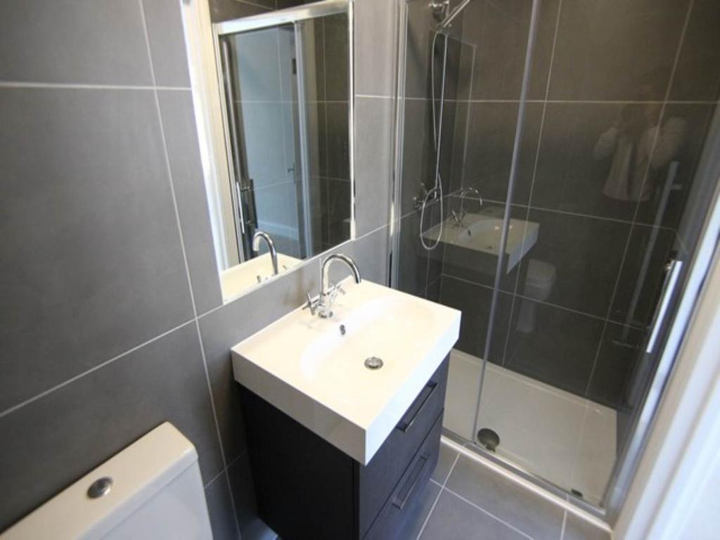 En suite 3