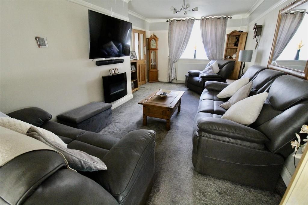 Through Lounge