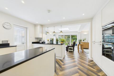 3 Capel Close, Kingsgate, Broadstairs, CT10 3LR