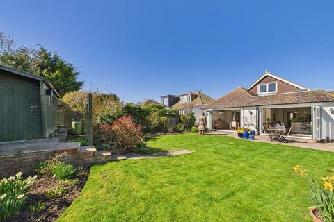 3 Capel Close, Kingsgate, Broadstairs, CT10 3LR