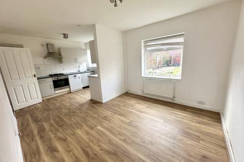 3 bedroom terraced house to rent, Ensign Way, Stanwell, Staines-upon-Thames, TW19
