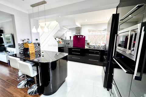 3 bedroom semi-detached house for sale, Moorside Road, Bournemouth BH11