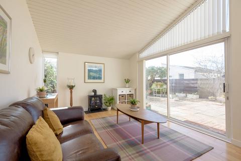 8 The Falcons, Gullane, EH31 2EB