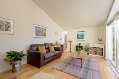 8 The Falcons, Gullane, EH31 2EB