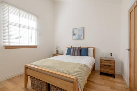 8 The Falcons, Gullane, EH31 2EB