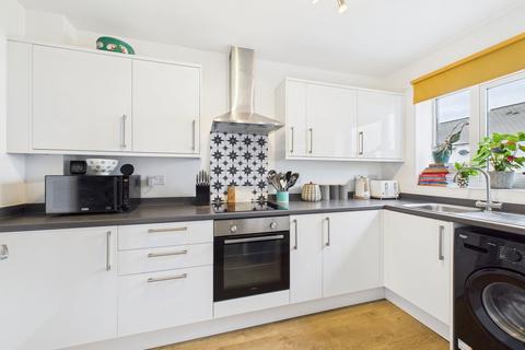 13 Gwartha Close, St Austell, PL25 3GF