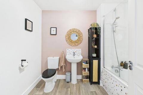 13 Gwartha Close, St Austell, PL25 3GF