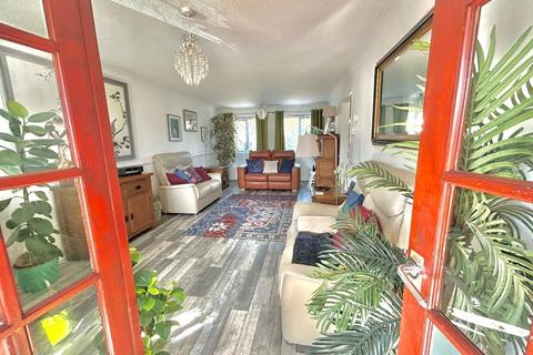 3 bedroom detached house for sale, Jefferstone Lane, St. Mary's Bay, Romney Marsh, Kent