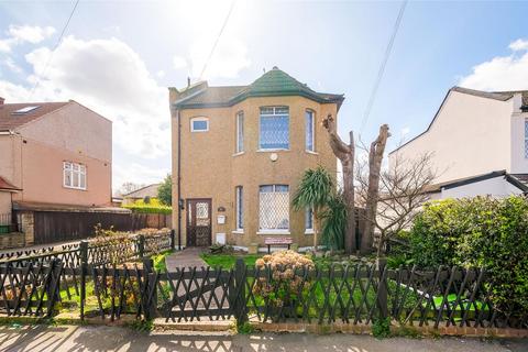 4 bedroom house for sale, Hall Lane, Chingford
