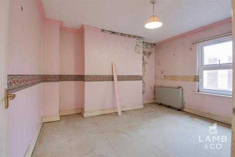 1 bedroom flat for sale, Victoria Street, Harwich CO12