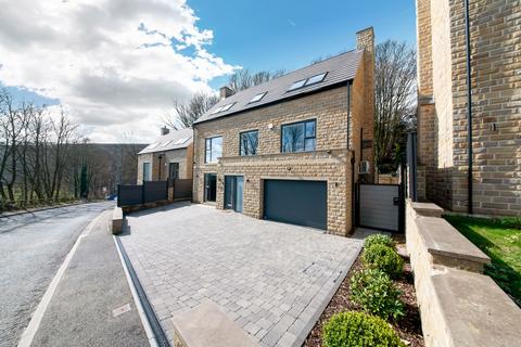 4 bedroom detached house for sale, Station Road, Denby Dale, HD8