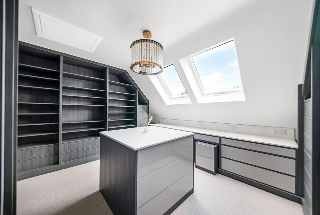 Bedroom five / dressing room