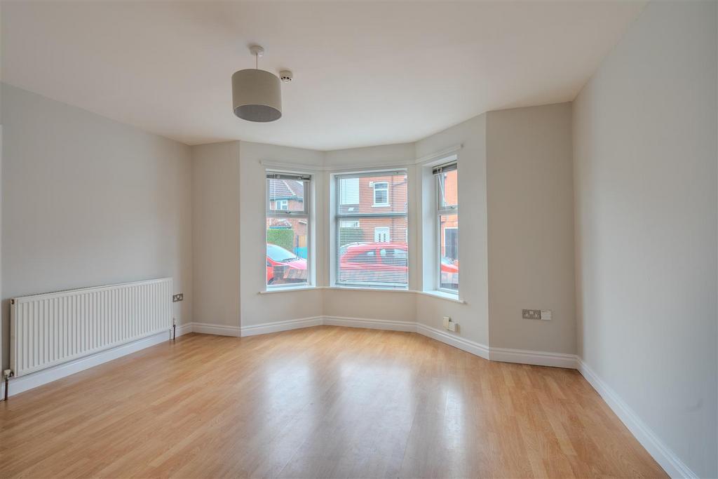 Flat 1 85 cromer st lettings-2.jpg