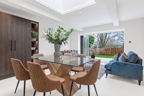 4 Alexandra Road, Hitchin, SG5 1RB