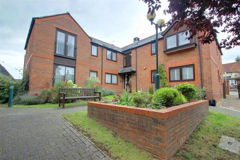 1 bedroom apartment for sale, High Street, Kings Langley