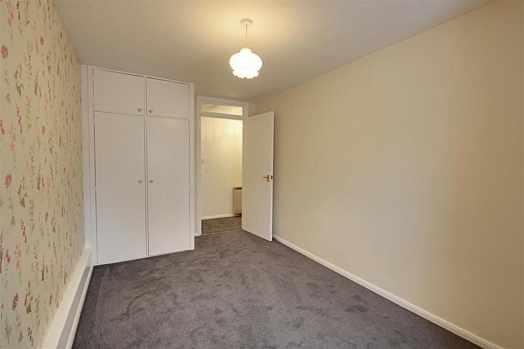 Bedroom 1.jpg