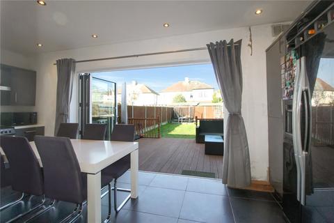 21 Beechmont Gardens, Southend-on-sea, SS2 6RP