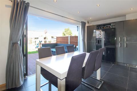 21 Beechmont Gardens, Southend-on-sea, SS2 6RP