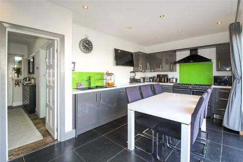 21 Beechmont Gardens, Southend-on-sea, SS2 6RP