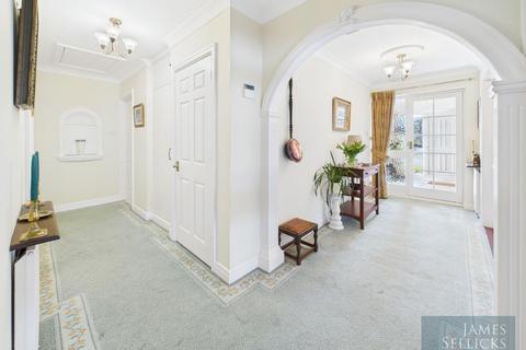 3 bedroom detached bungalow for sale, Lakeside Court, Thurnby, Leicestershire