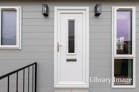 2 bedroom park home for sale, Lillybrook Estate, Lyneham, Chippenham
