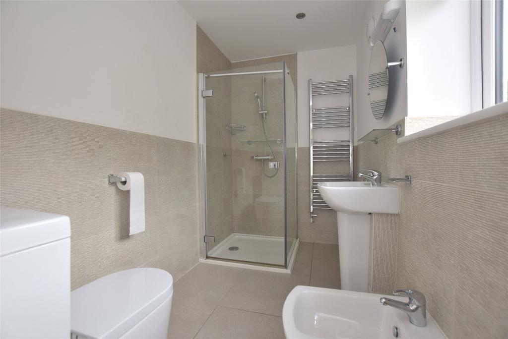 En-Suite 1