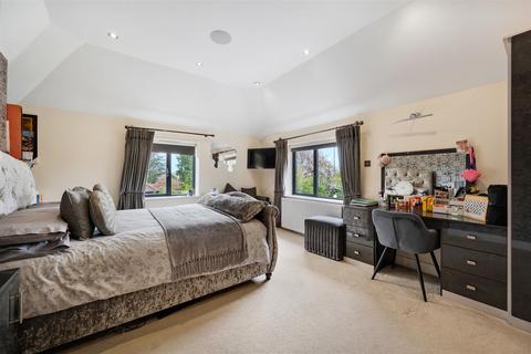 undefined, Hollin Lane, Styal, Wilmslow