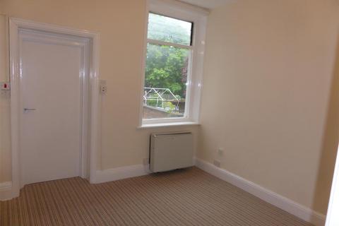 1 bedroom ground floor flat to rent, St Georges Avenue, Kingsthorpe, NN2