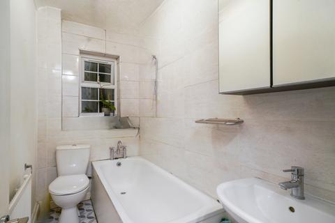 2 bedroom apartment for sale, Nelson House, Western Avenue, Ealing, W5