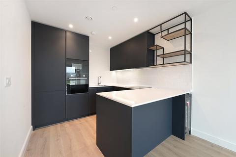 2 bedroom apartment to rent, Beresford Avenue, Wembley, HA0