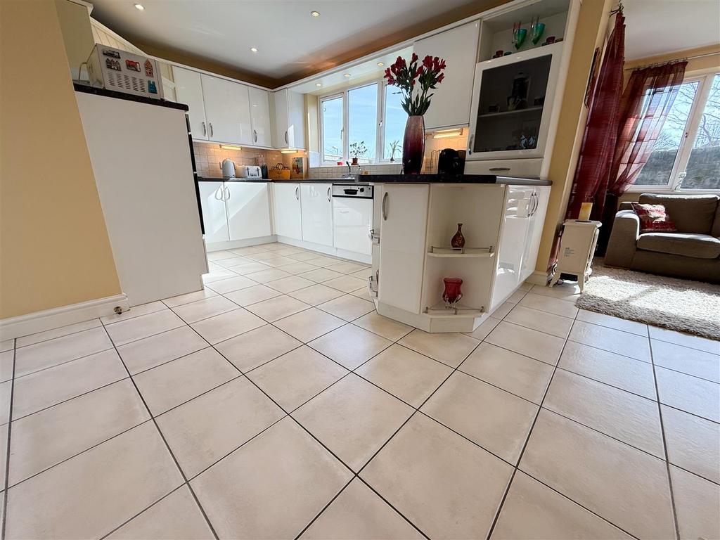 Openplan kitchen family room