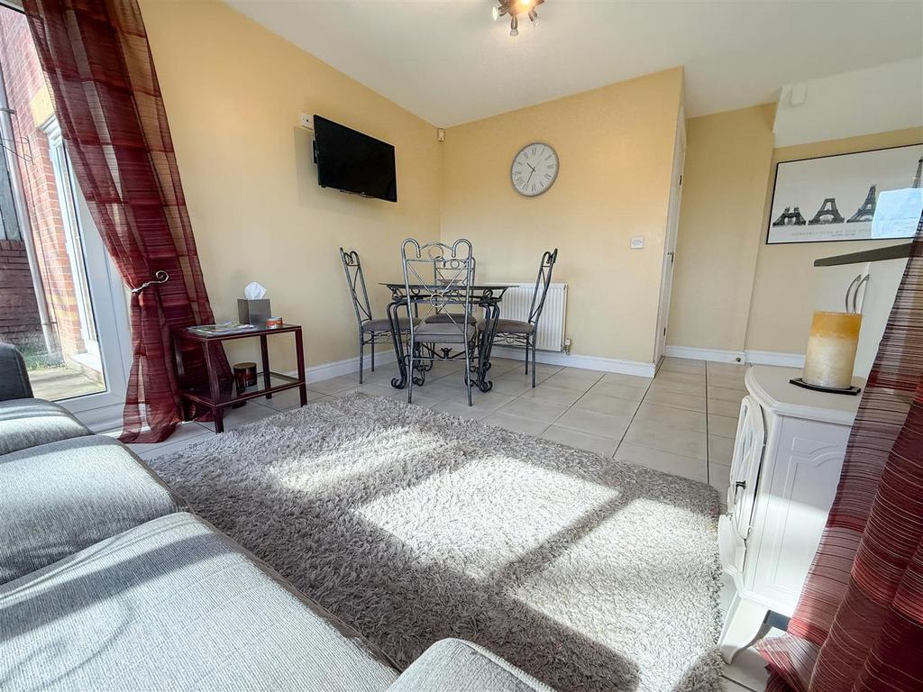 Openplan kitchen family room