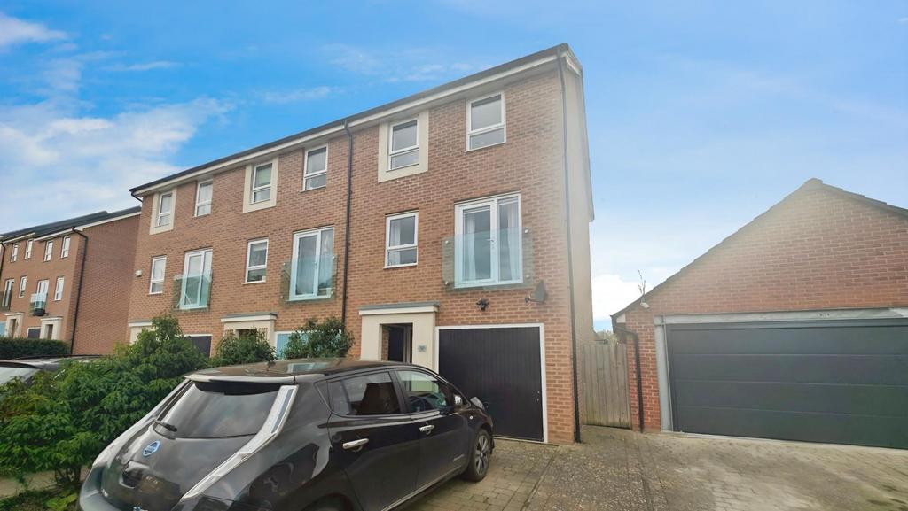 8c9c8692-PXL 20250311 152134975.jpg