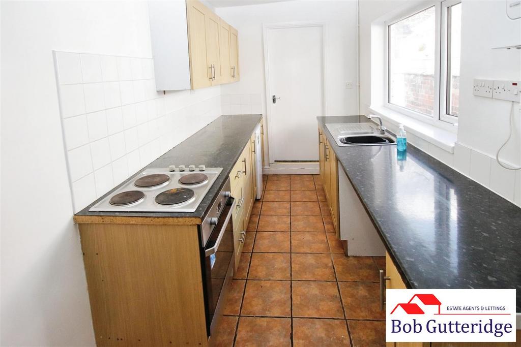 Fitted kitchen