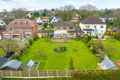 5 bedroom detached house for sale, Hockley SS5