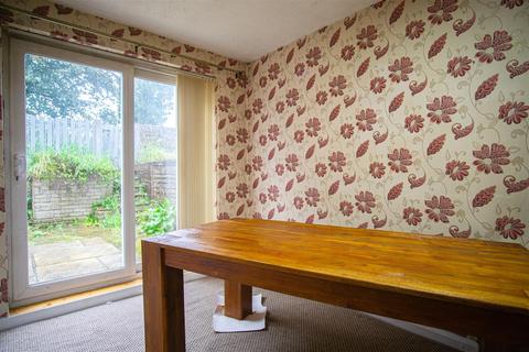 3 bedroom semi-detached house to rent, 3-Bed Semi-Detached House to Let on Mill Croft, Preston