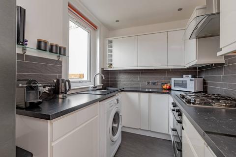 20 Boswall Crescent, Edinburgh, EH5 2EP