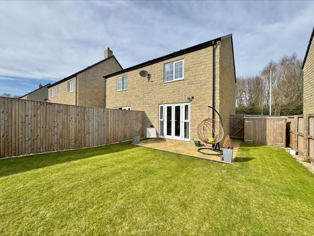 2 Bedroom Semi Detached for Rent
