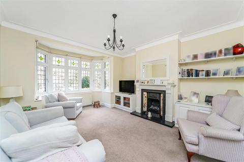 86 Forest Glade, London, E4 9RJ