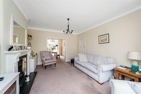 86 Forest Glade, London, E4 9RJ