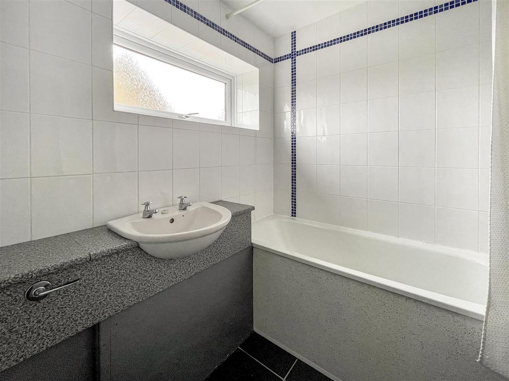 Bath.JPG